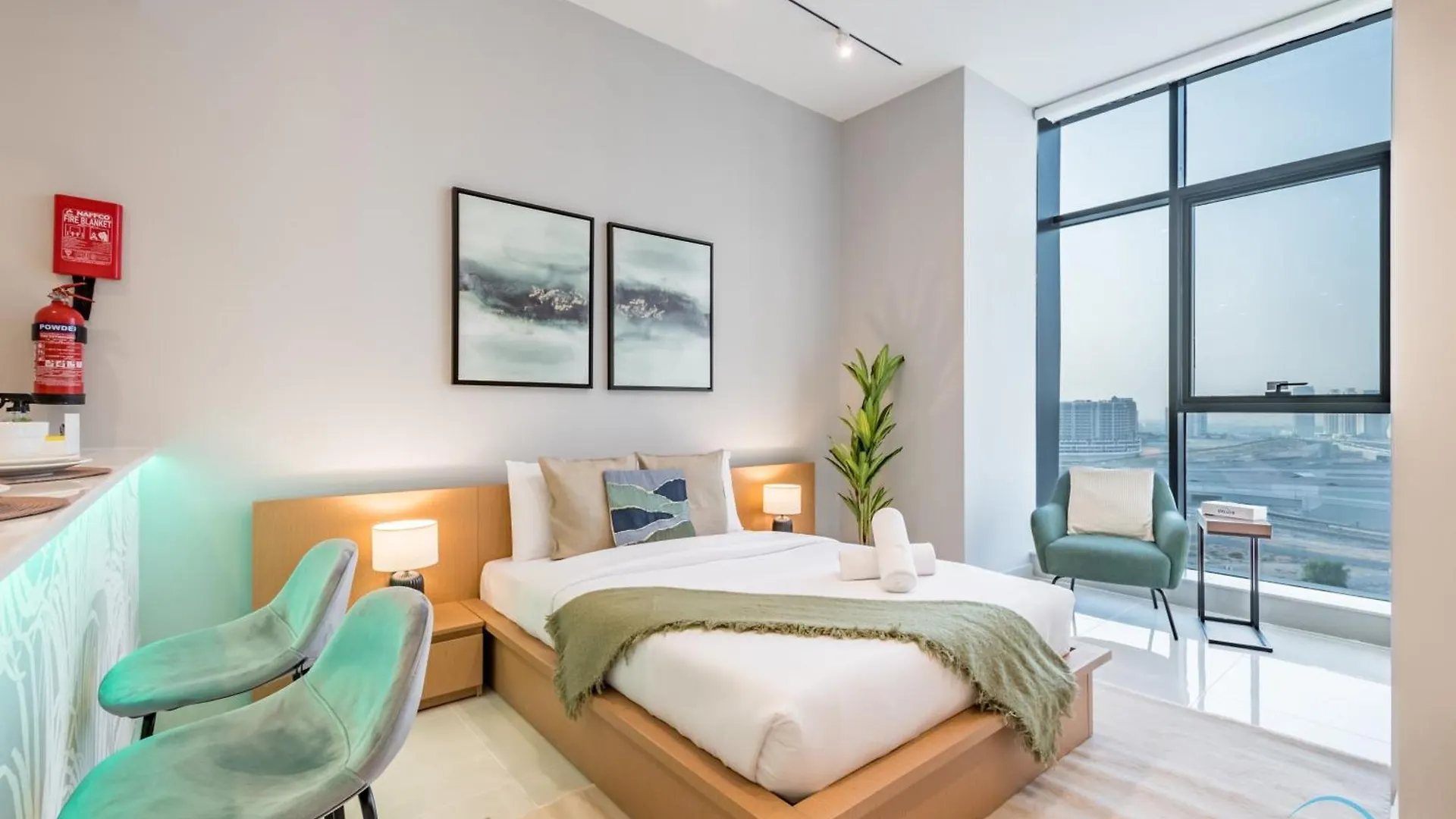 Stylish Studio Apartment In Blue Wave Tower, Dubailand By Deluxe Holiday Homes