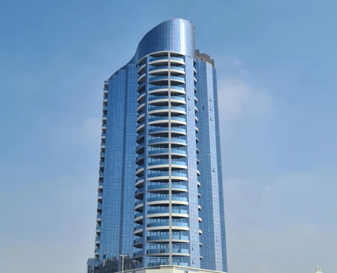 Stylish Studio Apartment In Blue Wave Tower, Dubailand By Deluxe Holiday Homes United Arab Emirates