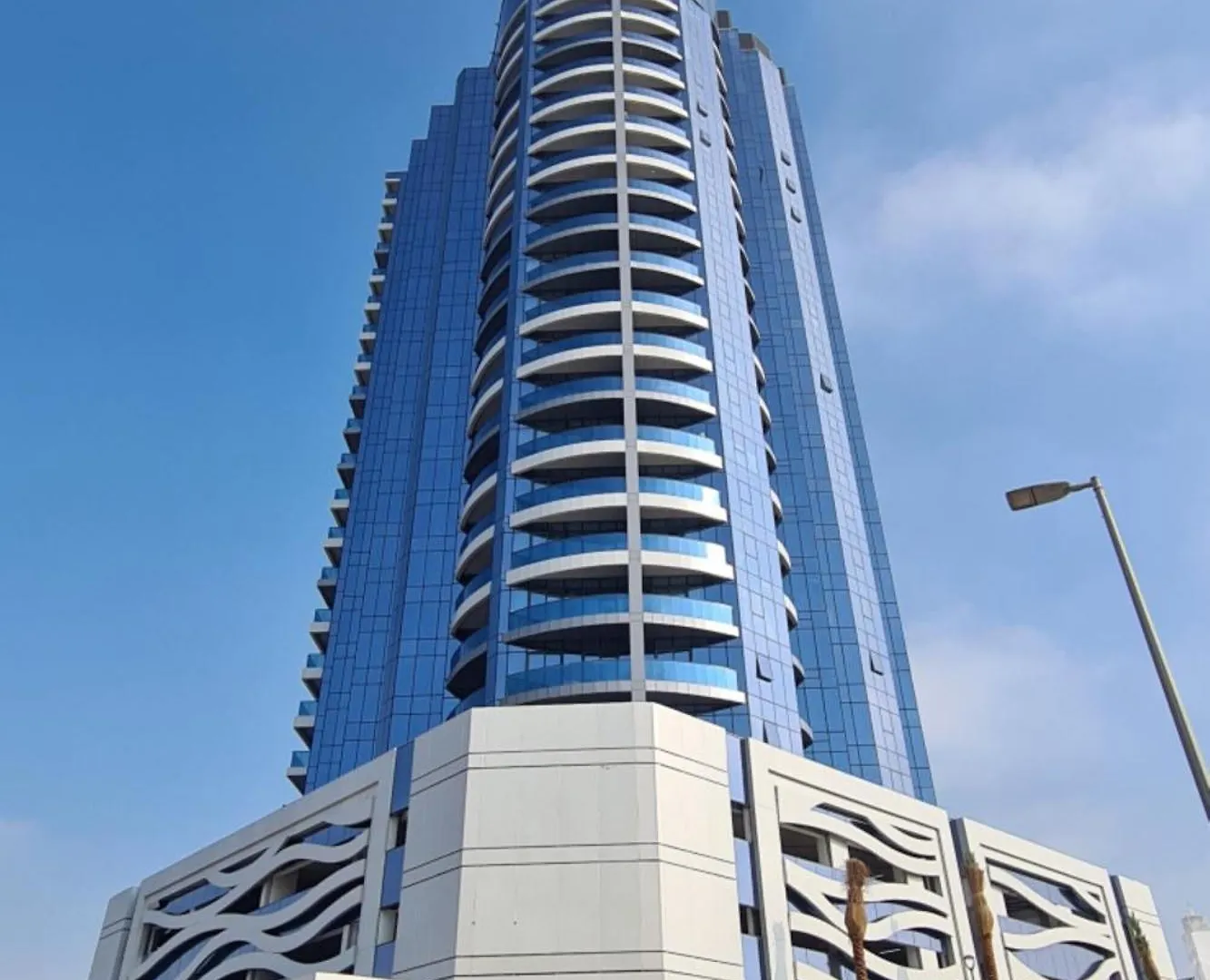 Stylish Studio Apartment In Blue Wave Tower, Dubailand By Deluxe Holiday Homes