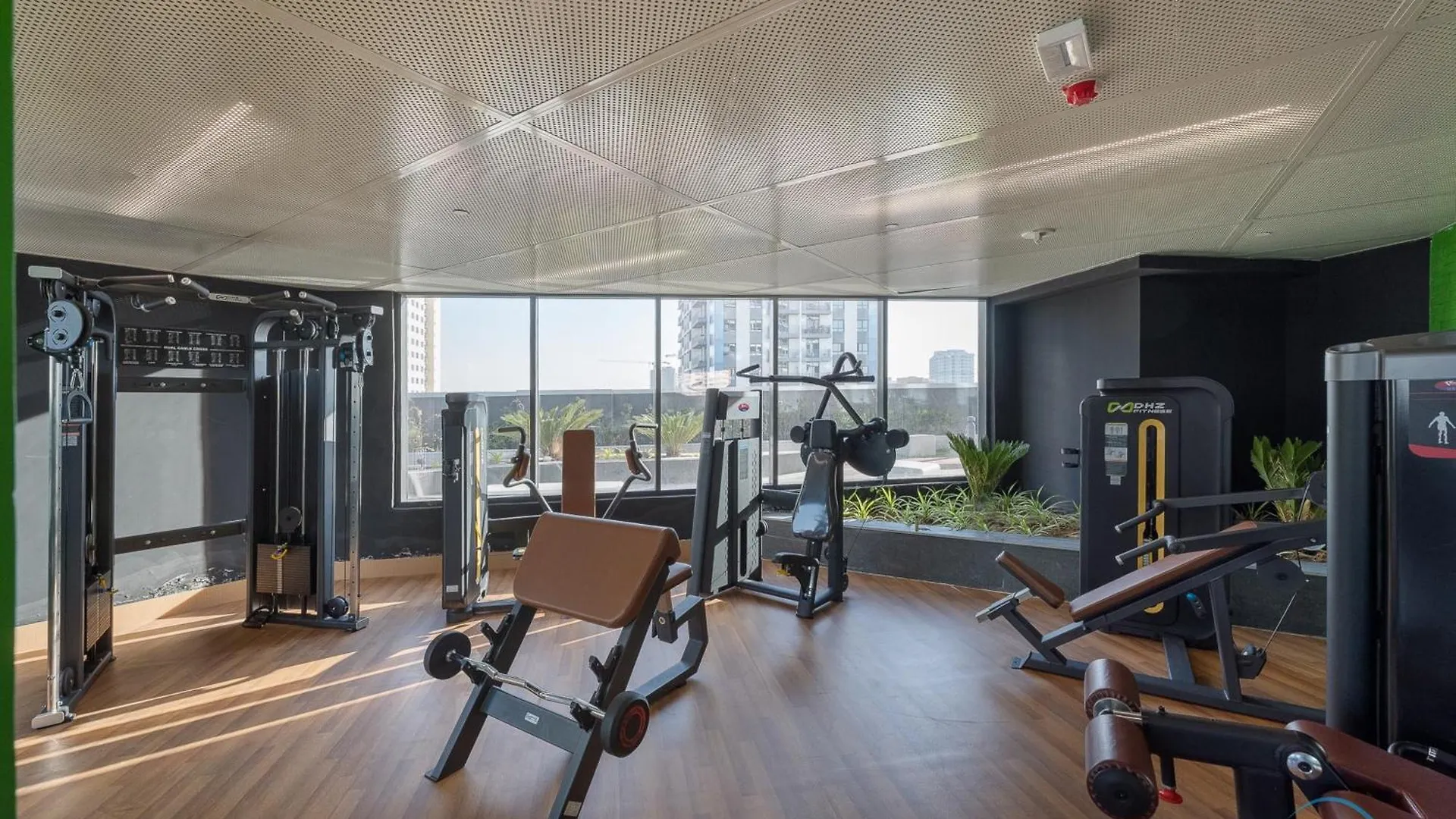 Stylish Studio Apartment In Blue Wave Tower, Dubailand By Deluxe Holiday Homes