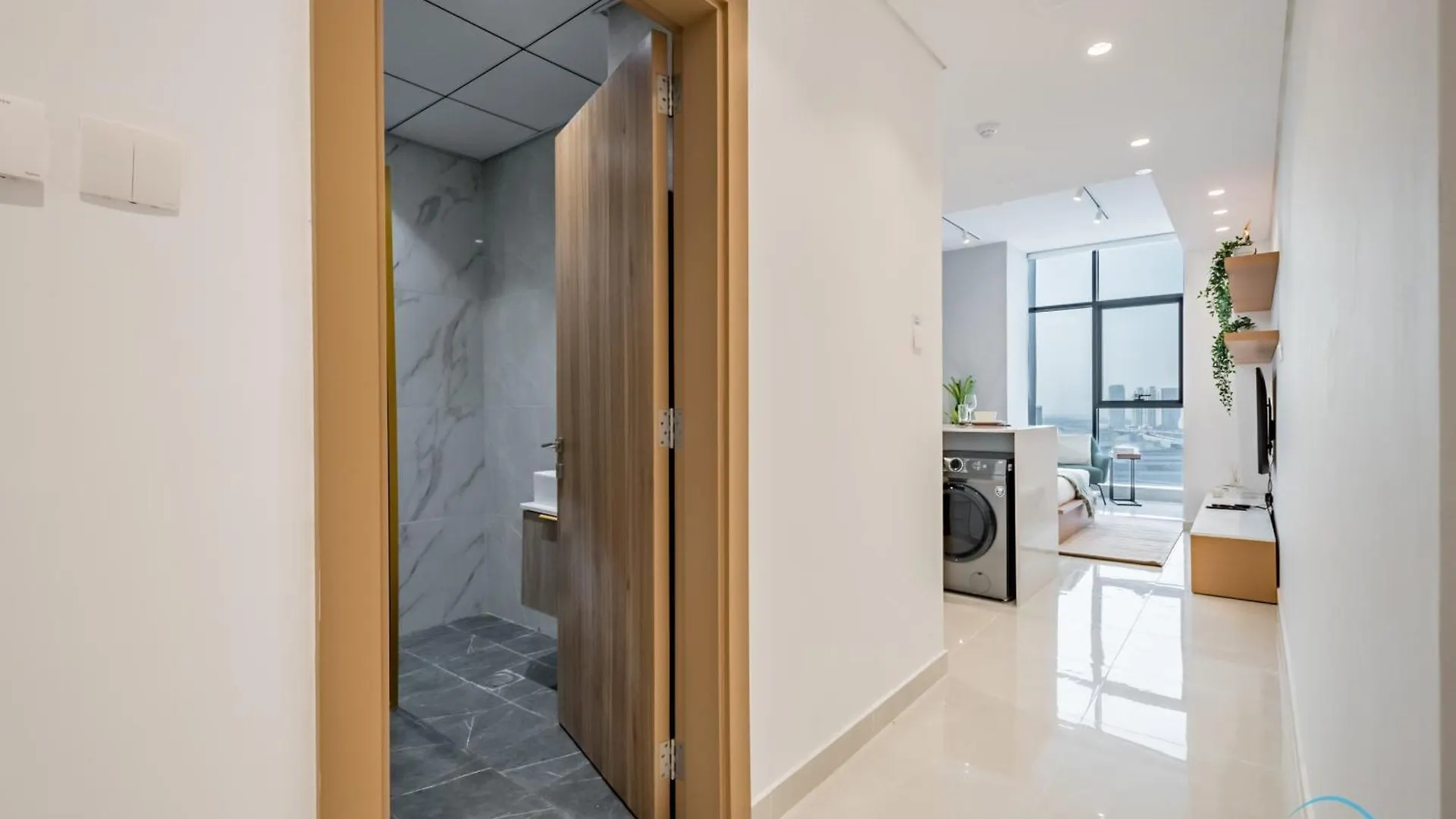 Stylish Studio Apartment In Blue Wave Tower, Dubailand By Deluxe Holiday Homes